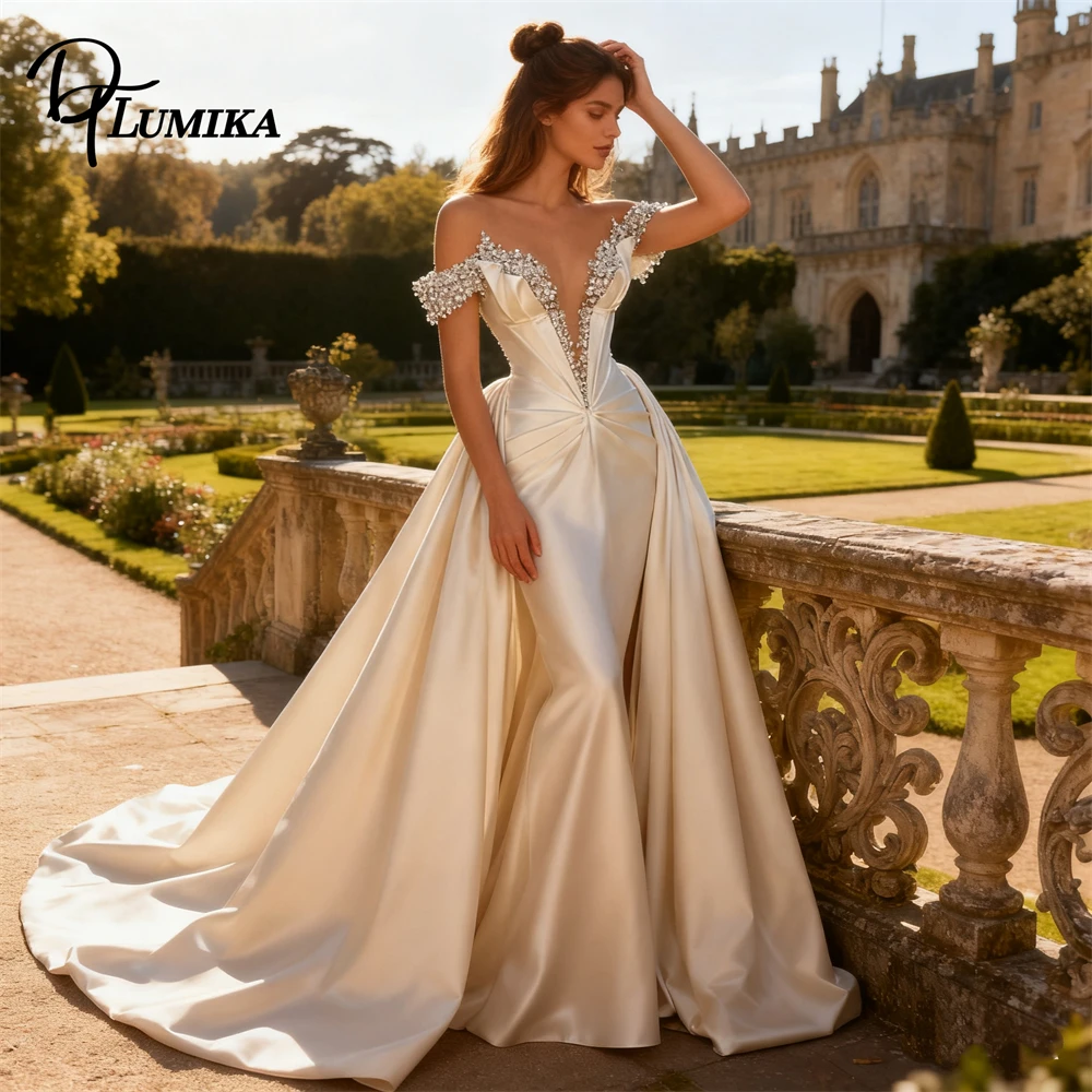 

Elegant Beadings Satin Bride Dress with Detachable Train Long Mermaid Graceful Womens Wedding Dresses Customized Size