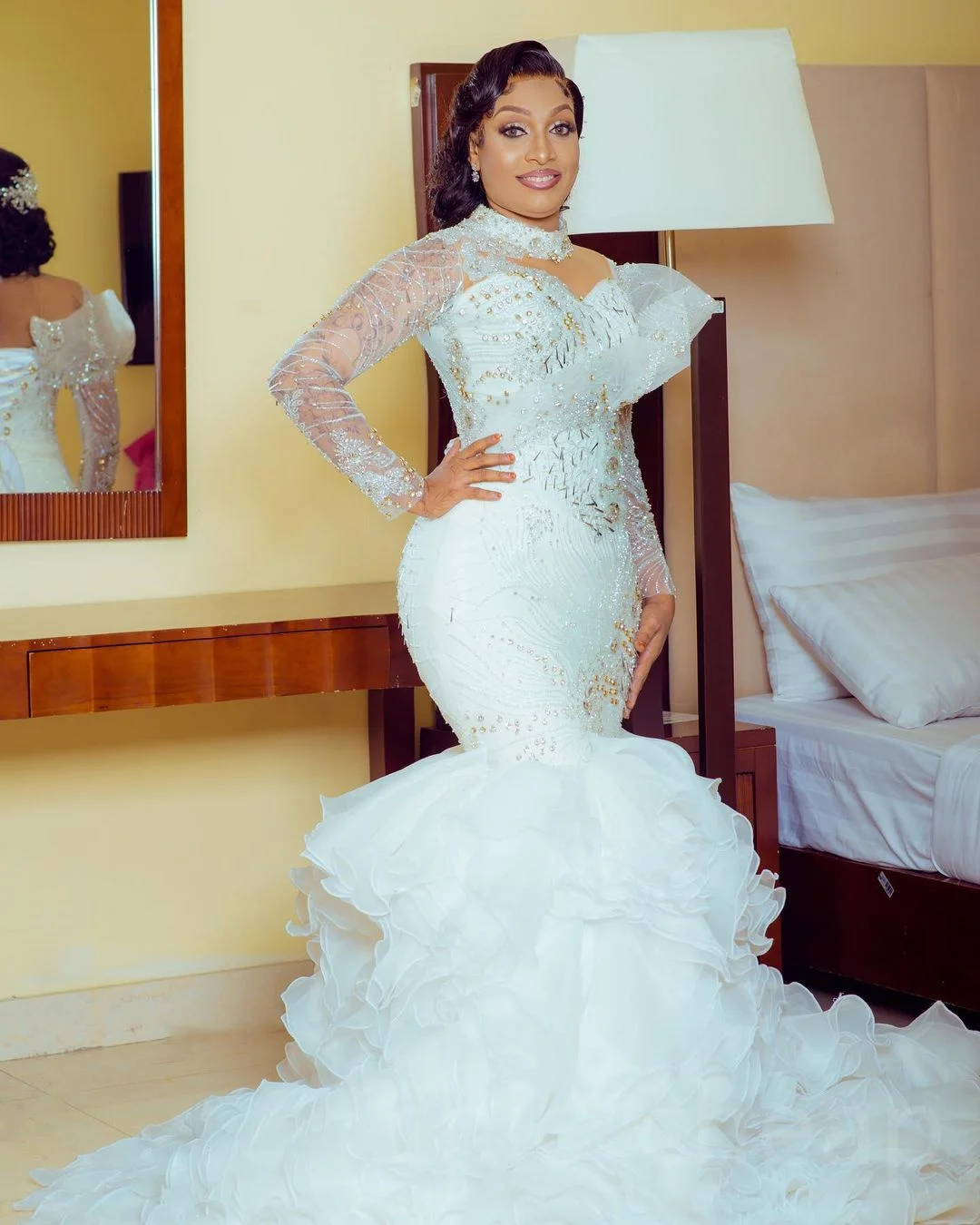 Gaun Pengantin Mewah Afrika Gaun Pengantin Aso Ebi Manik-manik Ruffle Lengan Panjang Putri Duyung Anak Perempuan Hitam Gaun Pengantin Vestido De Novia Disesuaikan