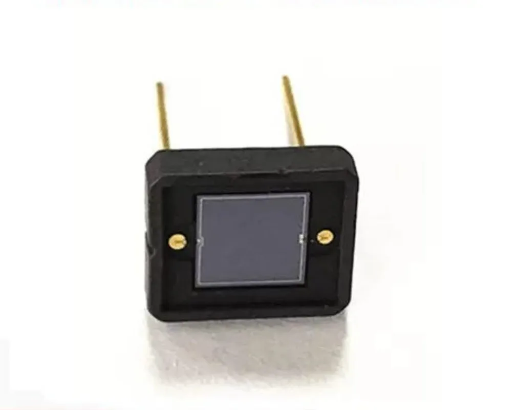 S1227-66BR silicon photodiode silicon photocell Hamamatsu wavelength 720nm 5.8X5.8