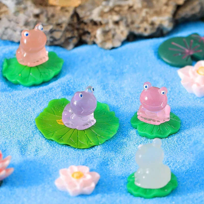 F5 6pcs Luminous Frog Vivarium Micro Landscape DIY Accessories Mini Frogs Glow At Dark Fairy Garden Miniatures Decoration