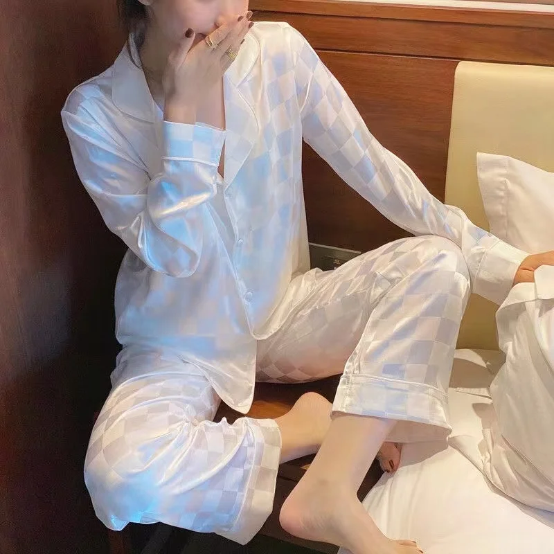 White Checkered Pattern Jacquard Plus Size Women Pajamas 2024 New Autumn Long Sleeve Pant Sleepwear French Elegatn Lady Lounges