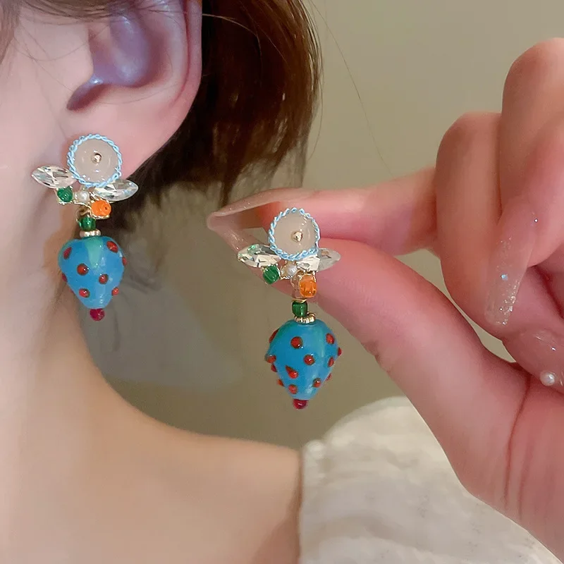 Minar Kawail Blue Glass Strawberry Drop Earrings for Women Shiny Rhinestones Simulation Fruit Pendant Earring Korean Jewelry