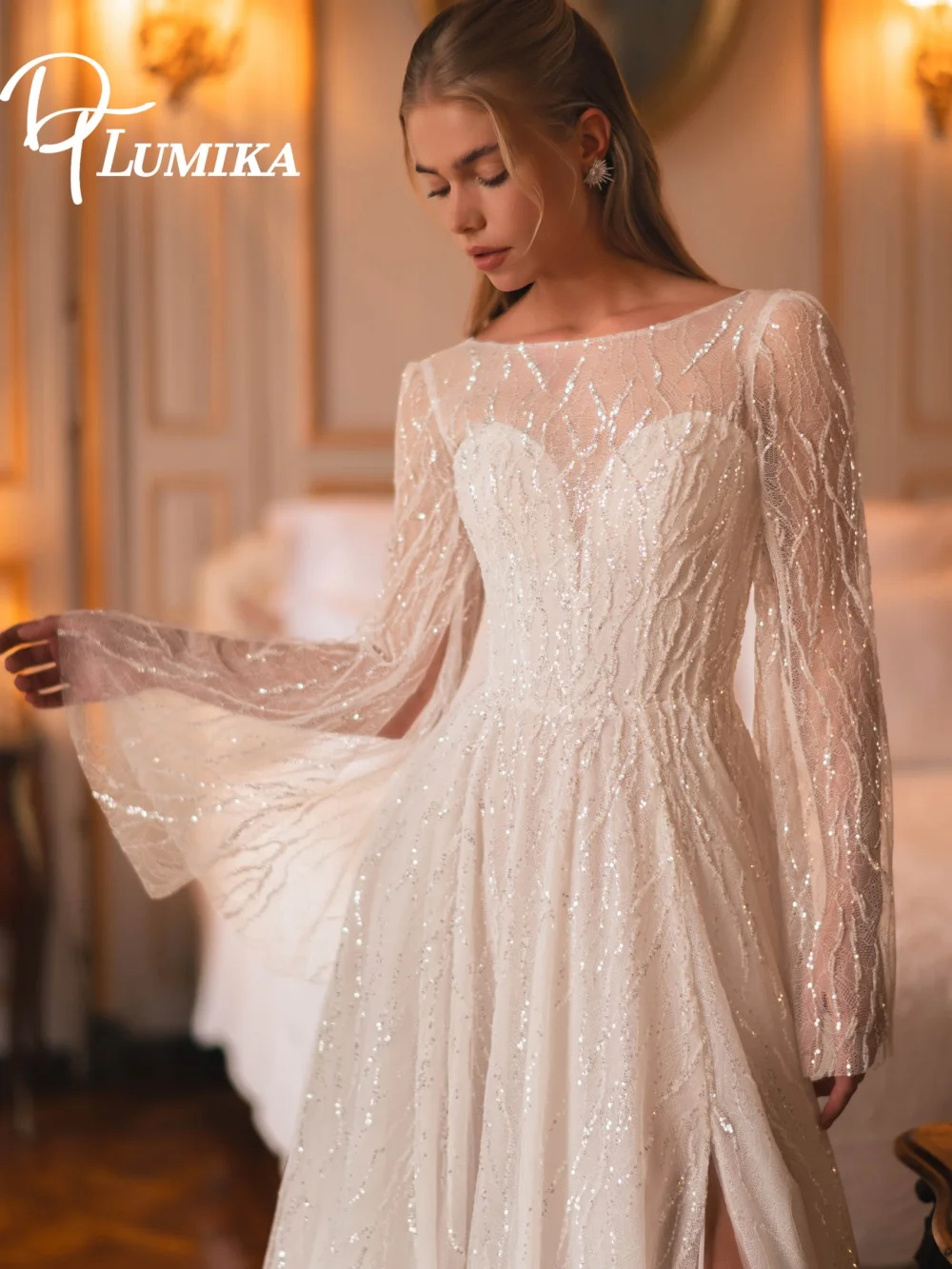 

Flattering Sheer-Neck Sequin Wedding Dress 2026 Romantic Sparkling Bridal Gown Polished A-Line Floor-Length Bridal Dress Robe De