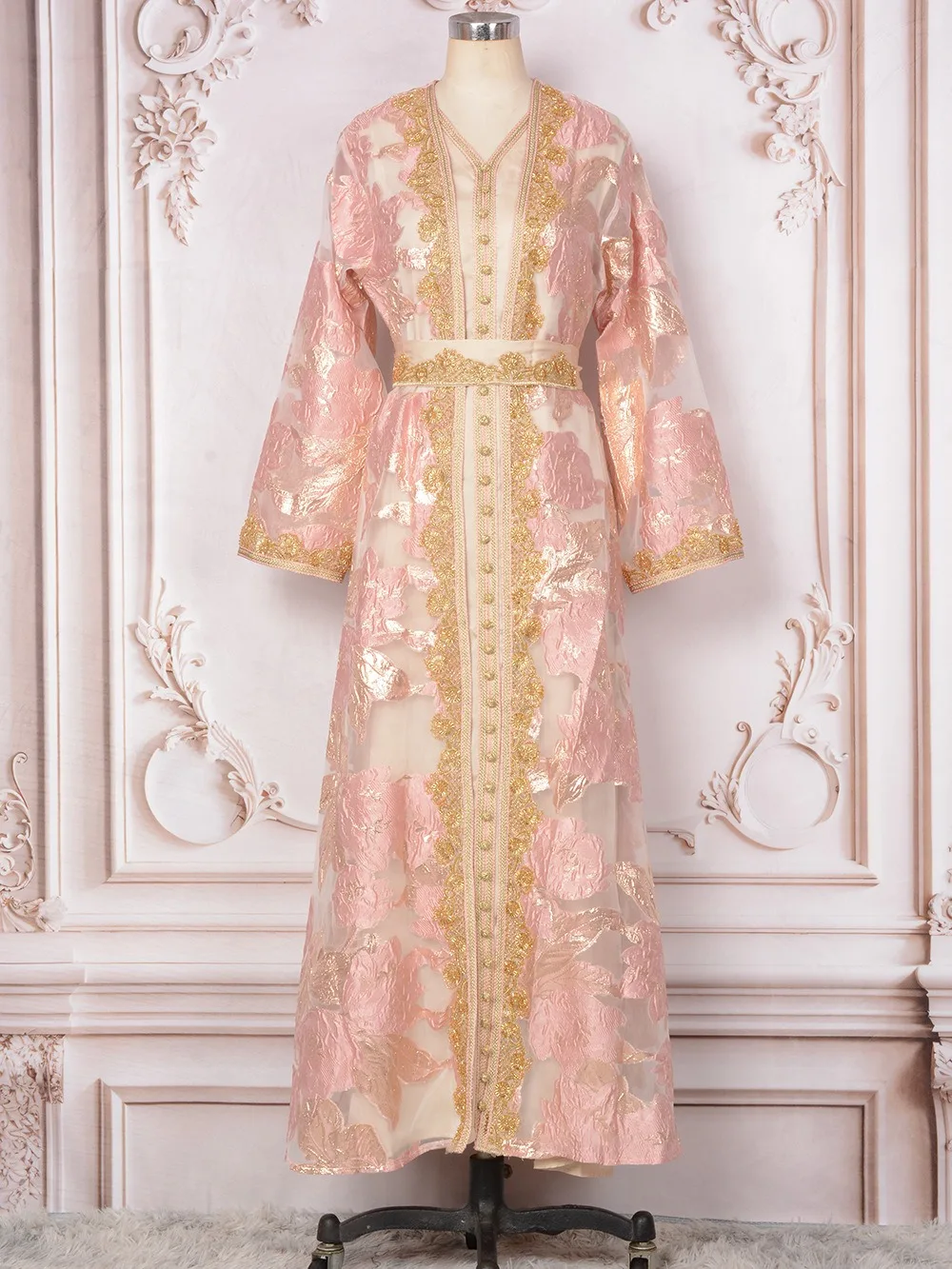 Wholesale Middle Eastern Muslim Abaya Women's Long Dress with Heavy Beading Elegant Party Gown Dress
