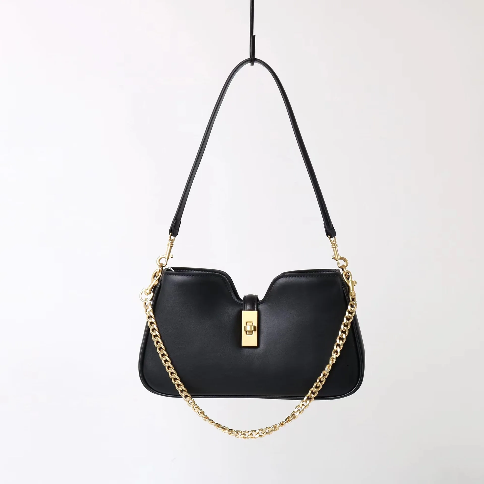 

Cowhide women's underarm bag 2025 new niche design large capacity vintage hand tote bag fashionable one-shoulder crossbody bag