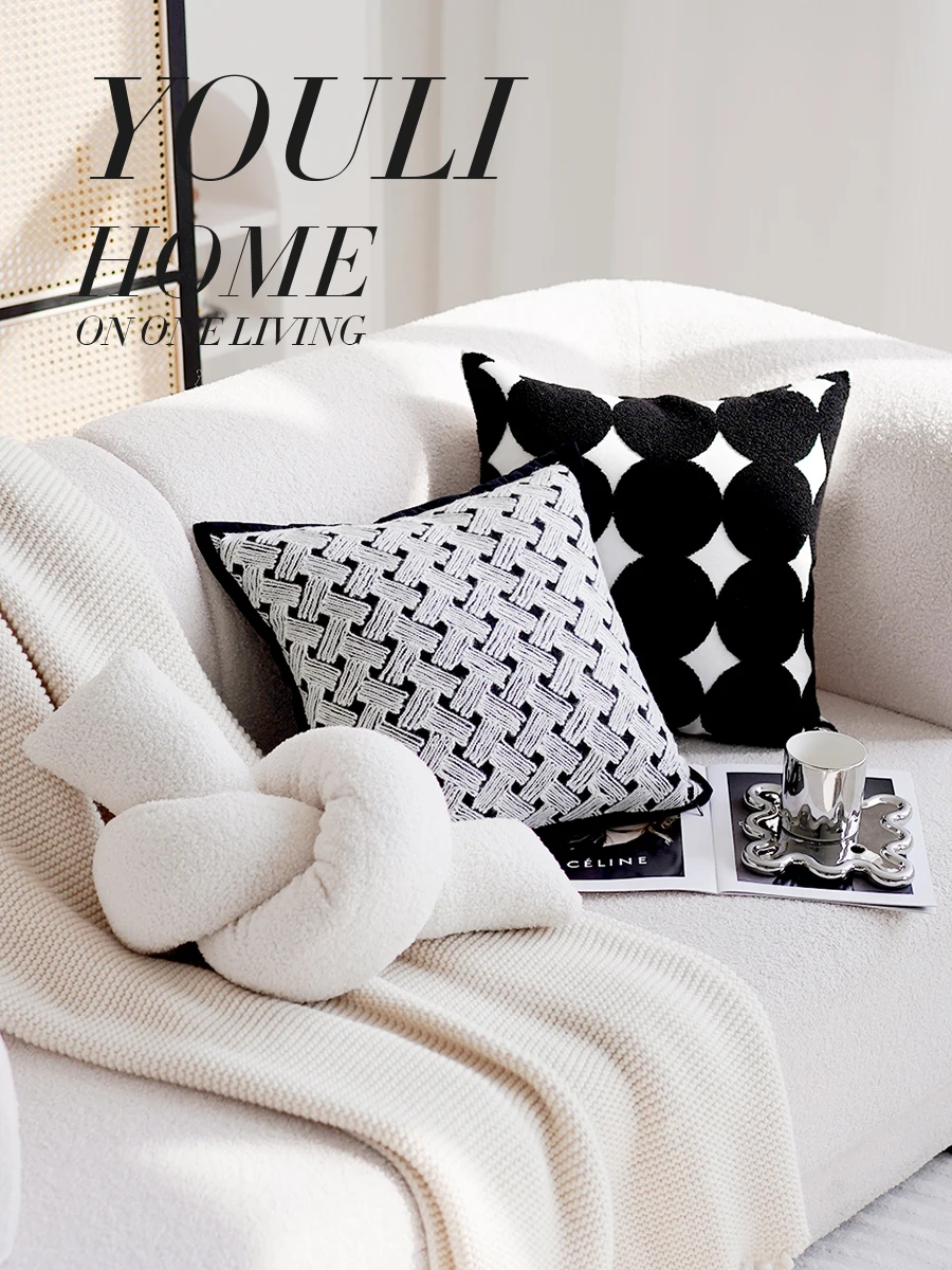 Cream pillowcase, black and white ins, knotted sofa, living room cushion, backrest, bed, high-quality, modern and simple