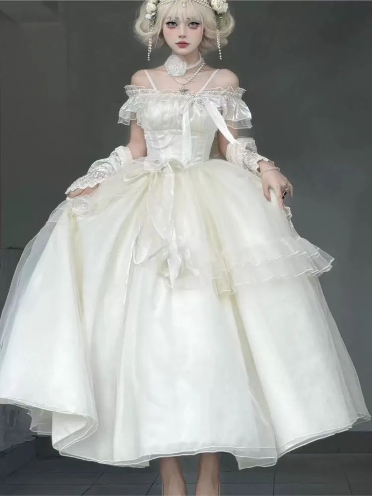 

An apricot student day coming-of-age ceremony dress with a fairy-like charm