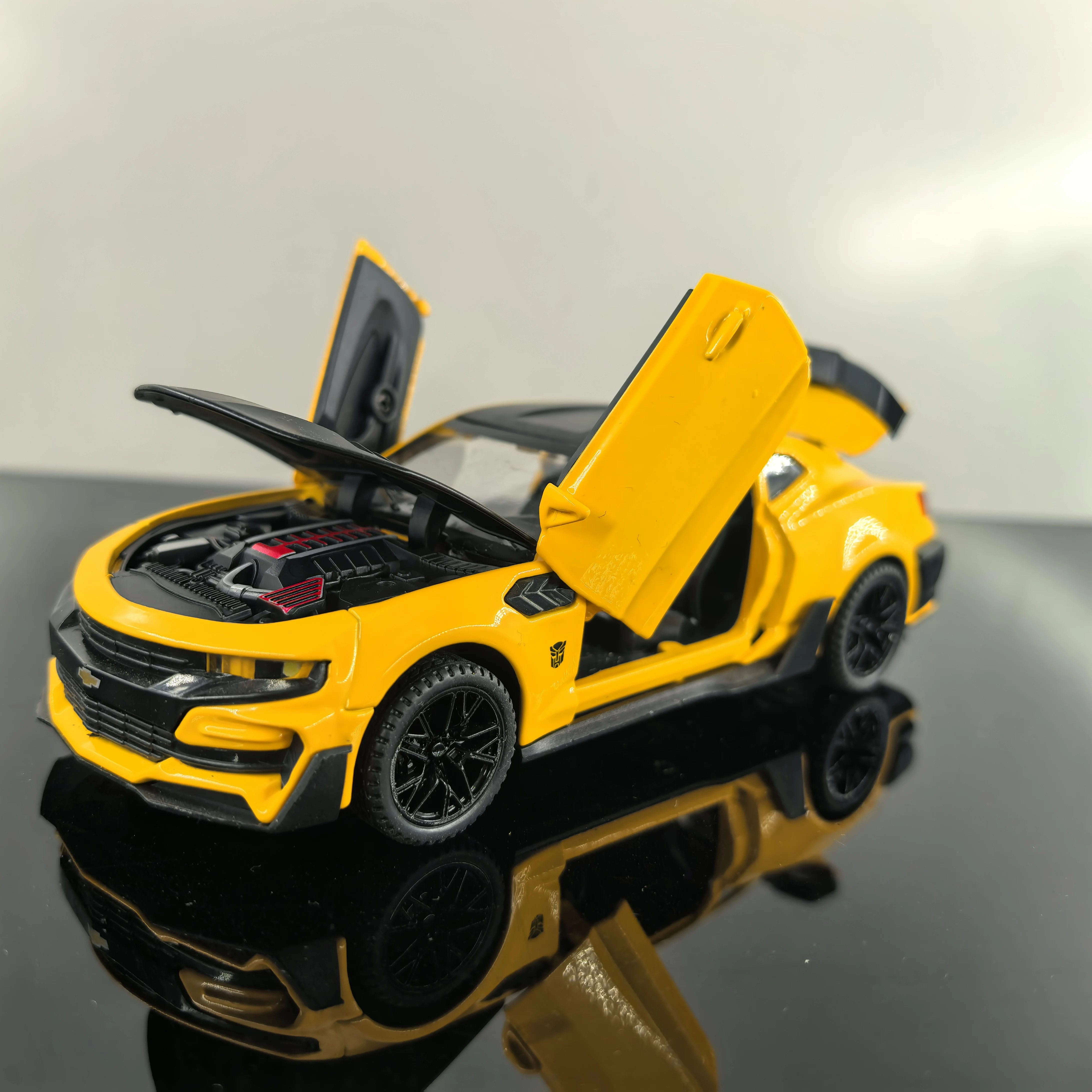 1:32 Legering Diecast Auto Model Chevrolet Camaro Trek Geluid Licht Kinderen Speelgoed Auto Collectie Voor Kinderen Geschenken