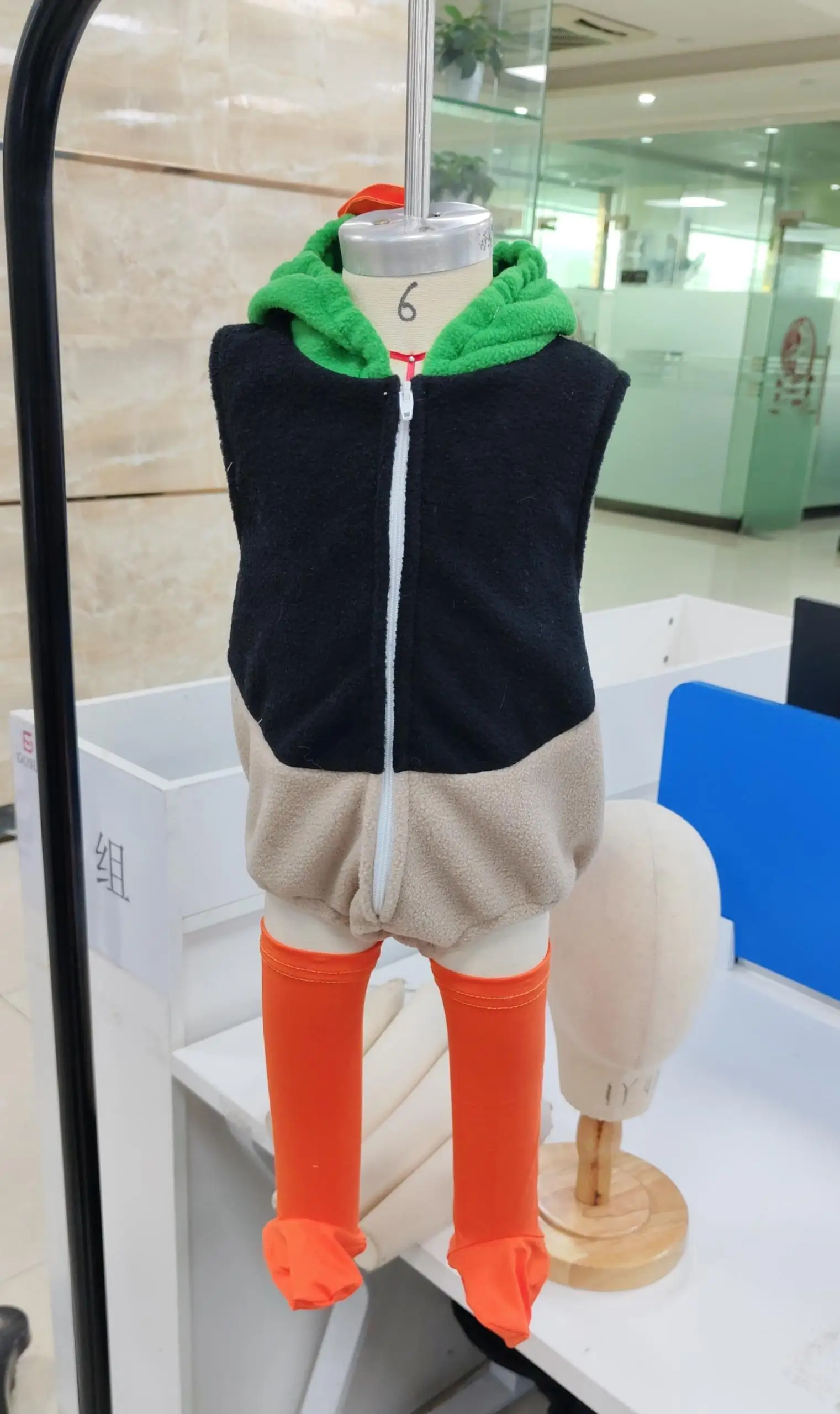 2026 هالوين طفل رضيع بطة زي أكمام مقنعين سستة إغلاق رومبير مع تدفئة الساق تأثيري حلي مجموعات الطفل