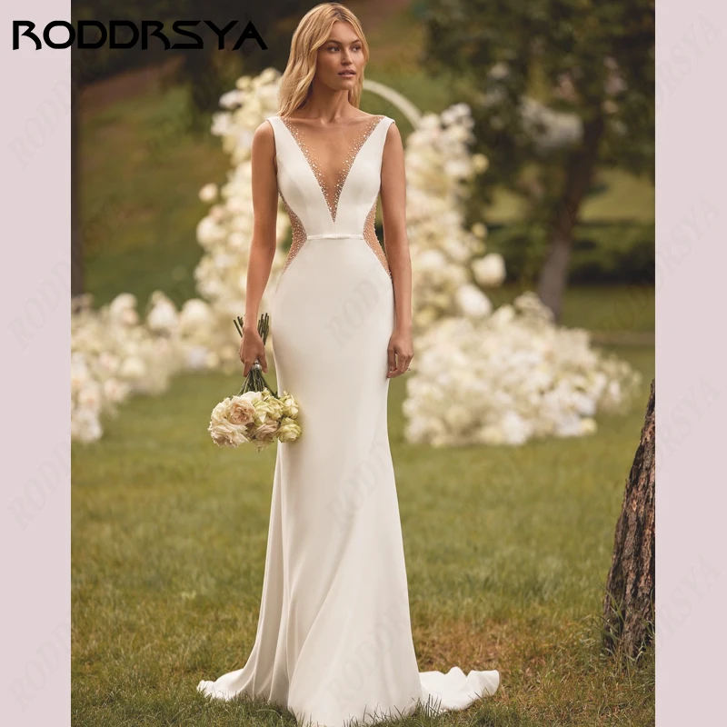 RODDRSYA abiti da sposa in raso morbido senza maniche scollo tondo Vestido De Noiva Boho abito da sposa a sirena bottone senza schienale festa della sposaabiti da sposa in raso morbido senza maniche scollo tondo Vestid