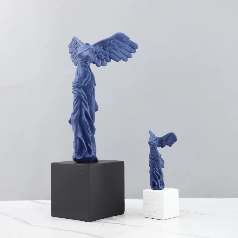 Cute Resin Goddess of Victory Statue Ornaments Living Room Entrance Office Model Room Desktop Sculpture Crafts Home Decoration