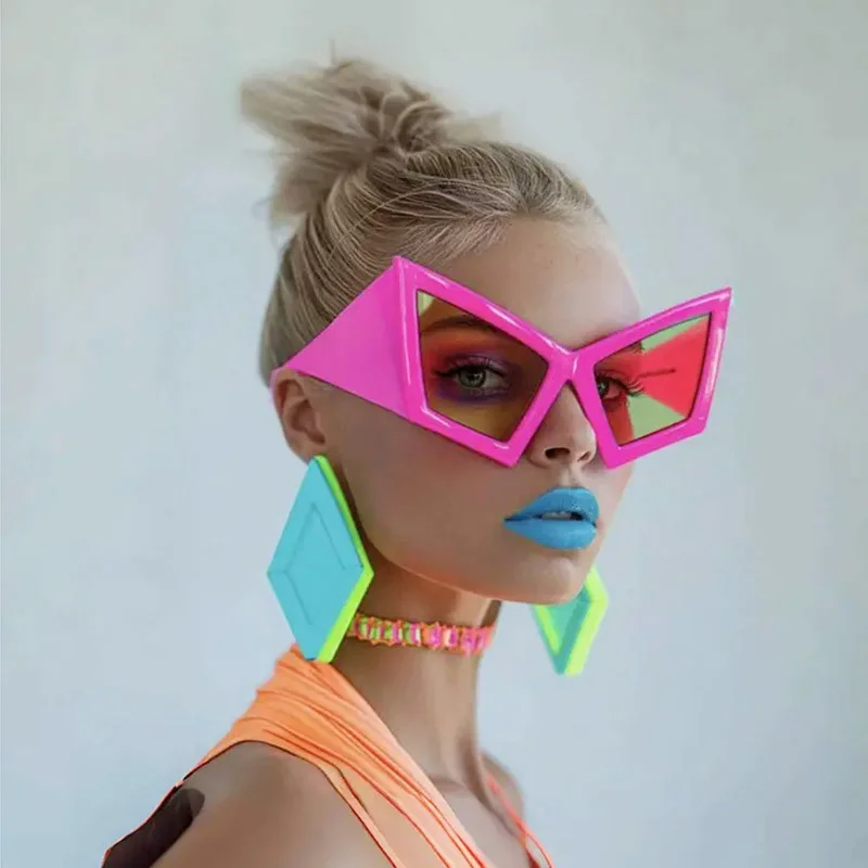 Y2K Oversized Sunglasses Women Retro Futuristic Geometric Frame Fashion Shades Streetwear Party Eyewear Accessories