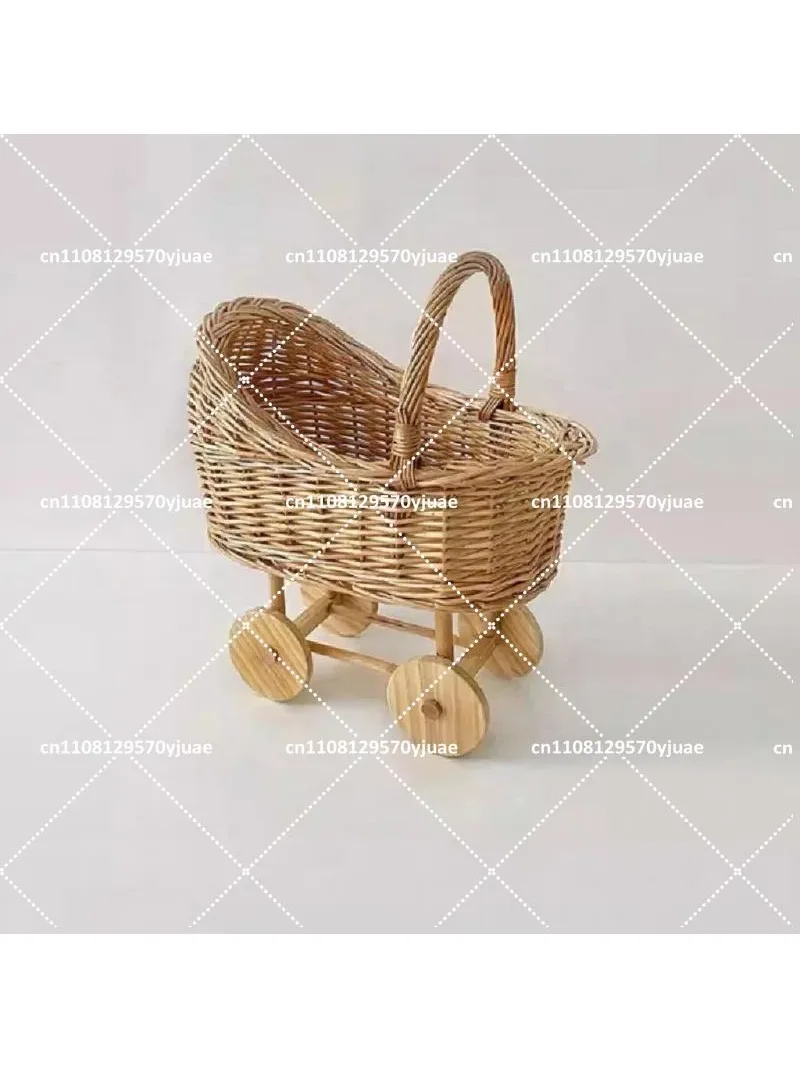 

Rattan Trolley Flower Basket for Floral Decoration Home Gift