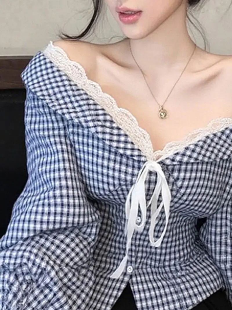 

Роскошная синяя блузка Gagaok с одним открытым плечом, кружевными вставками и уникальным дизайном, очень красивая, для ранней осени, с завышенной талией, с длинными рукавами