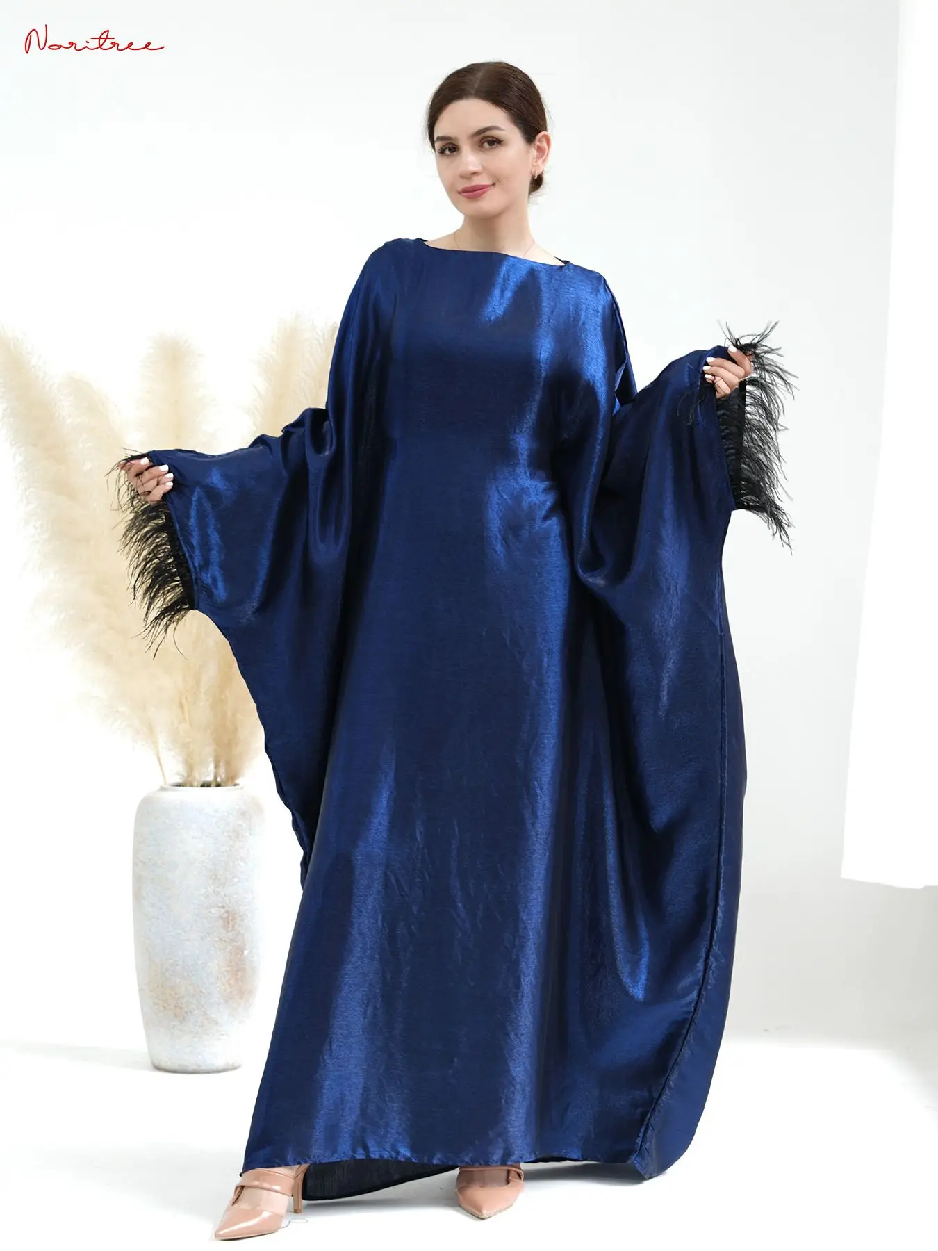 Moda lucido oversize Abaya Djellaba abito musulmano Dubai Full Length Feather nappe Abaya Dubai sciarpa musulmano Islam Robe WY1709