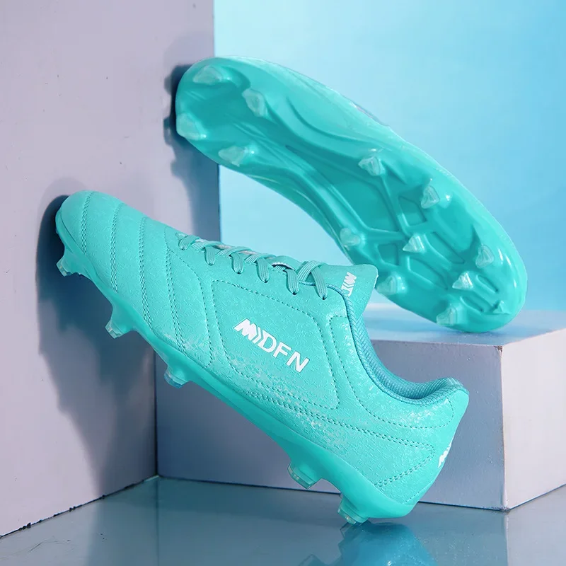 

New Men Football Boots Men Soccer Shoes Adults Society Football Cleats Ultralight Training Soccer Sneakers Outdoor Lagre Size 4