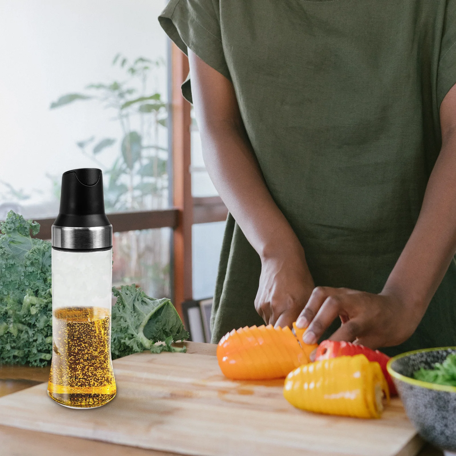 

Clear Oil Bottle Automatic Dispenser Transparent Design Kitchen Supply Multi-Use Home Bar Cafe Hotel Restaurant Party