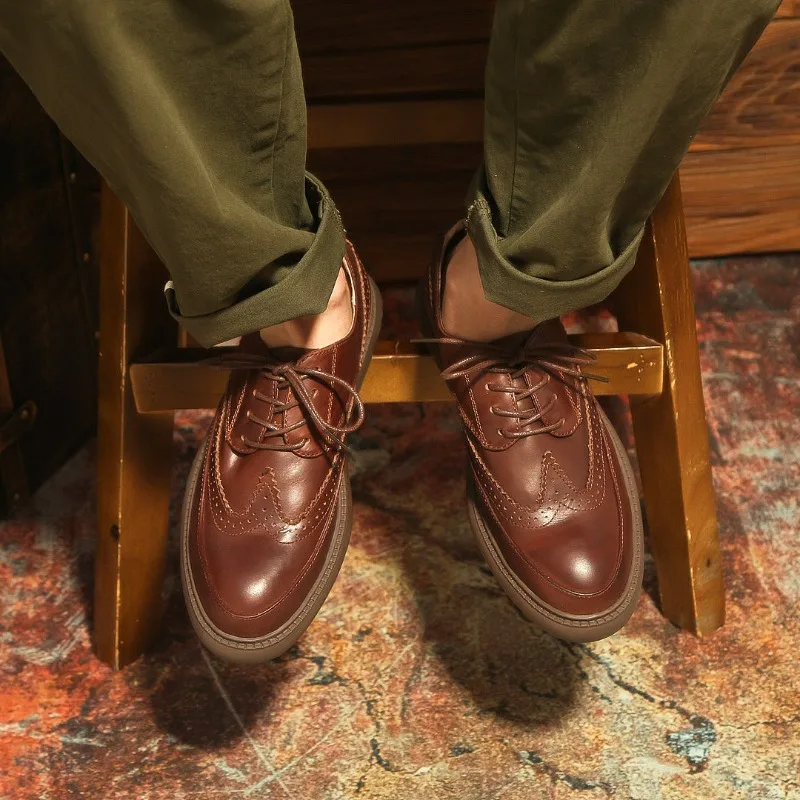 Retro Mens Genuine Leather Brogues Business Shoes Luxury Handmade Quality 2026 Autumn British Style Round Toe Flat Shoes Man
