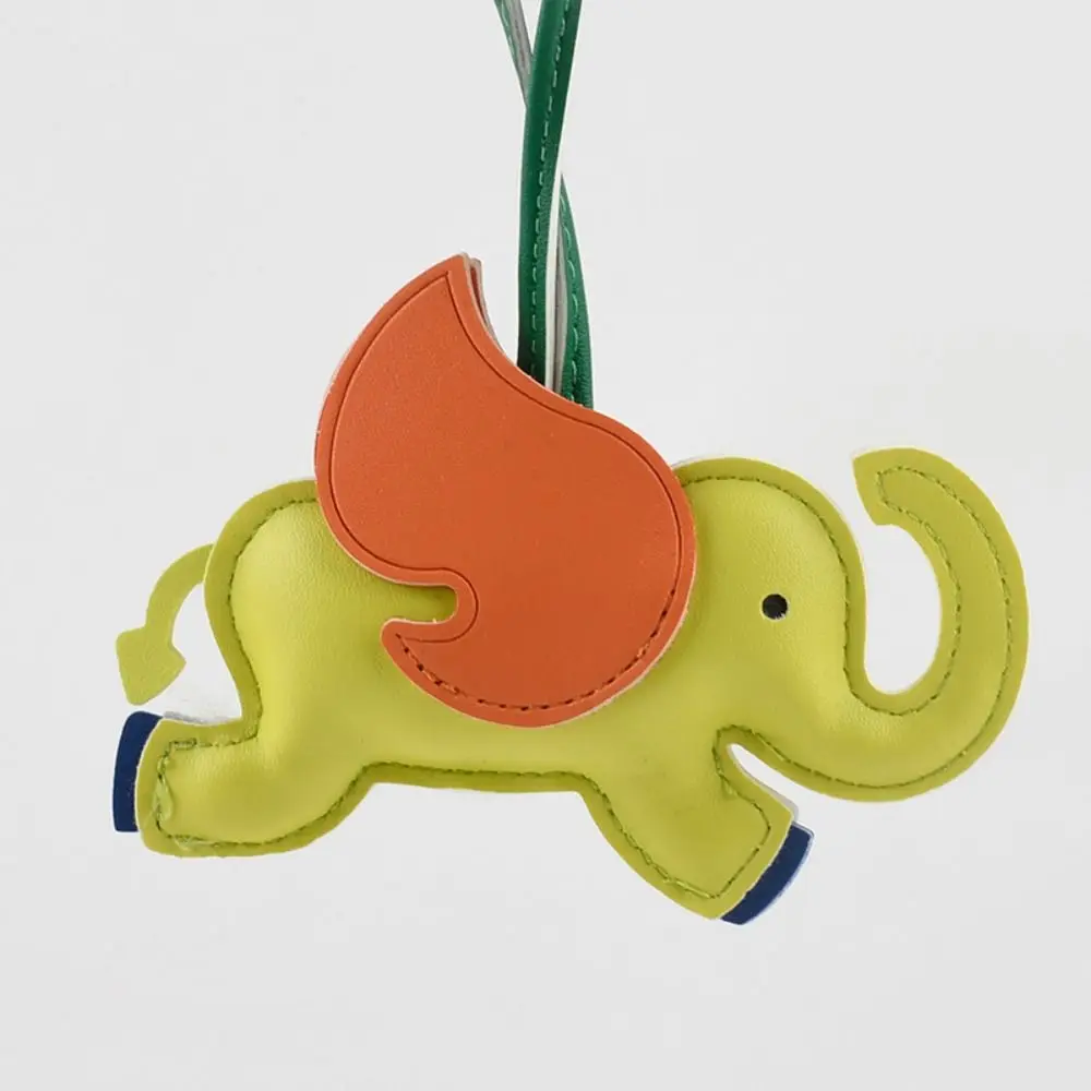 Cute PU Leather Flying Wings Elephant Keychain Animal Car Keyring PU Leather Hanger 16 Colors Cartoon Bag Pendant Bag Ornament
