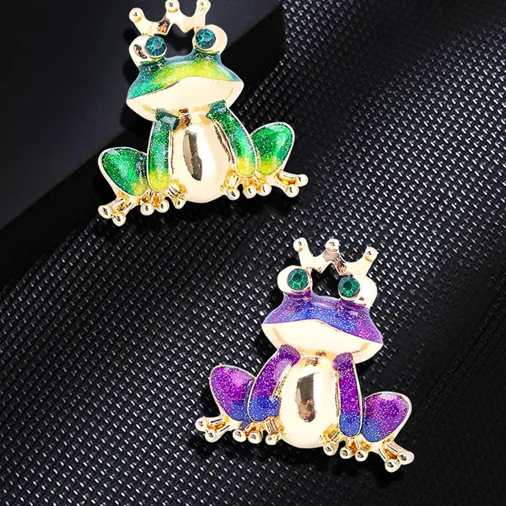 Rhinestone Brooches For Men And Women Badge Ornaments Cartoon Animal Drop Oil Crown Frog Corsage