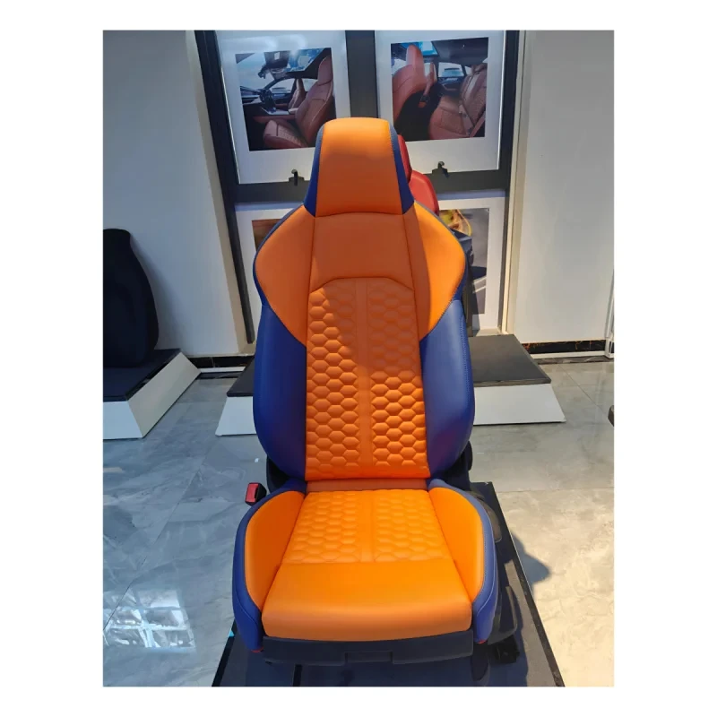 

Подходит для Audi A3 A4 A5 A6 A7 A8 S3 S4 S5 S6 S7 S8 Q3 Q5 Q7 Q8 SQ7 SQ8 RSQ5 RSQ7 RSQ8 RS3 RS4 RS5 RS6 RS7. Сиденья из натуральной кожи.