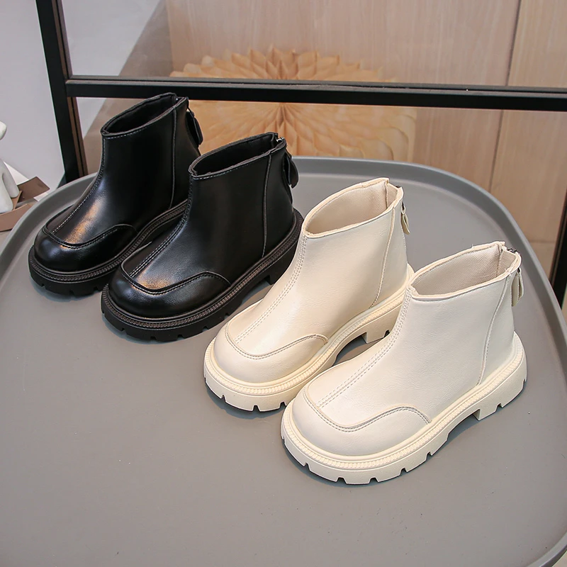 

Kids Short Boots Soild Color Versatile Girls Leather Boots Round Toes Soft 2025 Autumn New Children Ankle Boots with Back Zipper