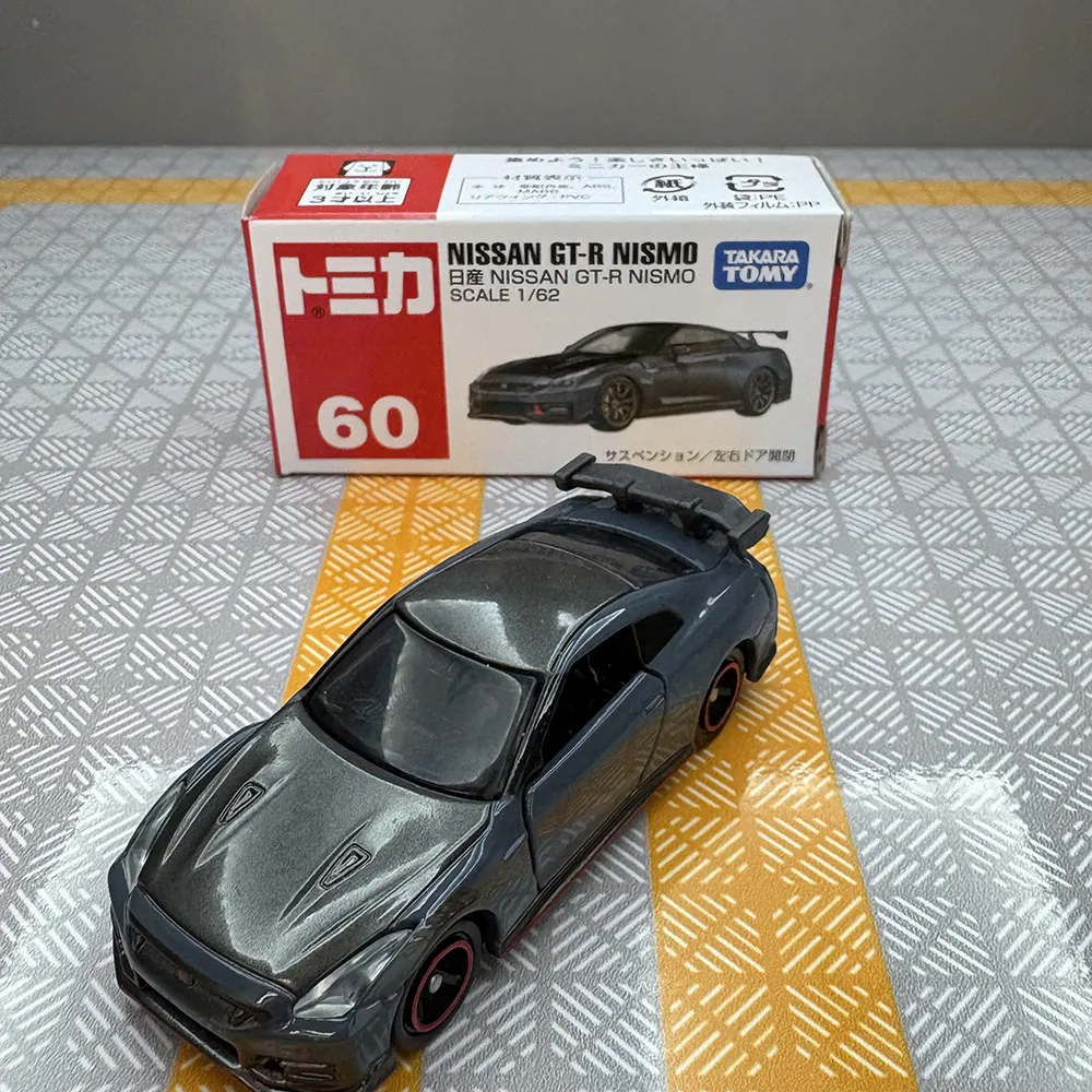

Takara Tomy Tomica No.60 Nissan GT-R NISMO Diecast Alloy Car Mini Metal Vehicle Replica Model Collection Toy Gift For Kids Boys