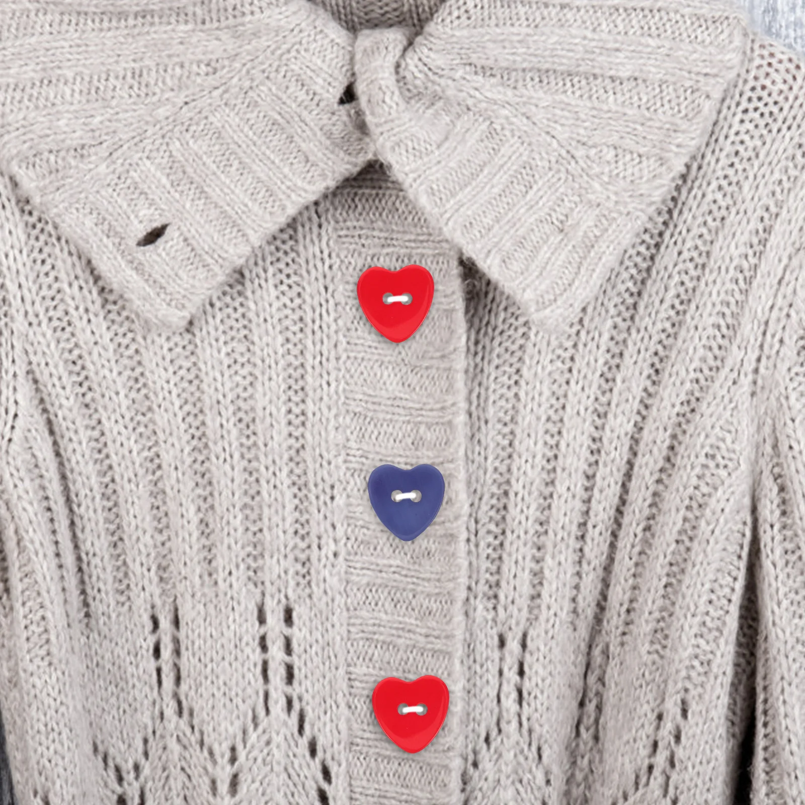 

300pcs Heart Shaped Resin Buttons Assorted Colors 2-Hole Fasteners For Sewing Crafts Cardigans Sweaters Coats Diy Clothing