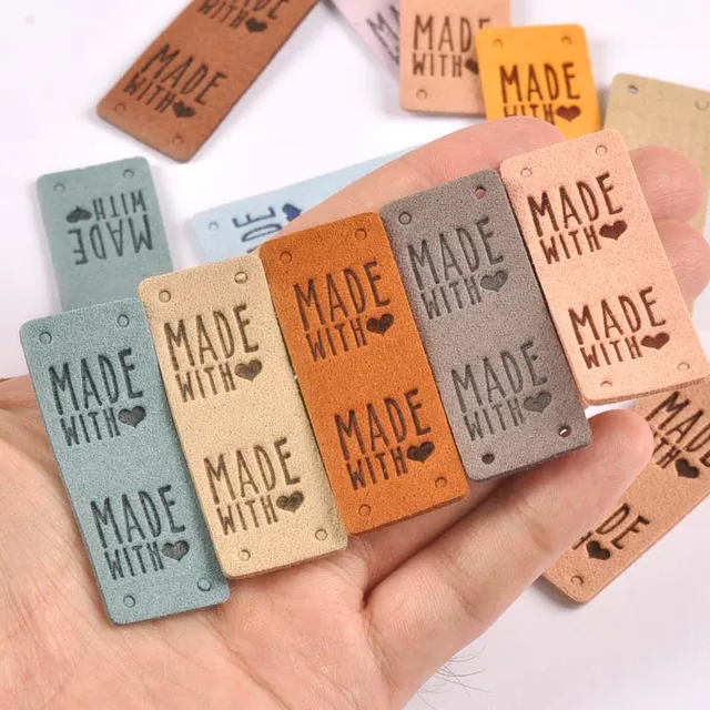 20 sztuk 2x5cm tkanina PU ręcznie tłoczone tagi DIY flaga etykieta na akcesoria do szycia odzieży cp3470