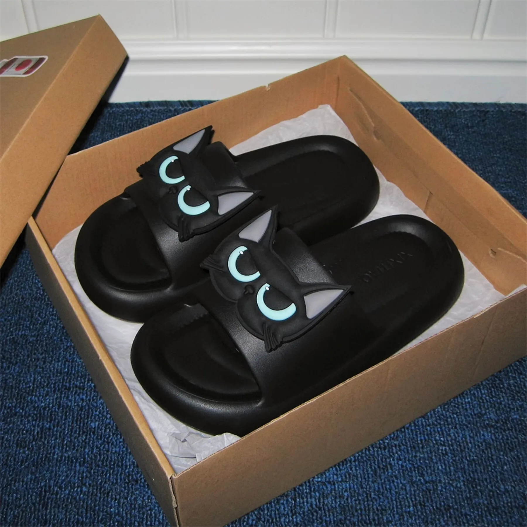 

Black Cat Slippers For Men And Women Summer Home Slippers Fashion Non-Slip Bath EVA Sandals For Couples Slippers