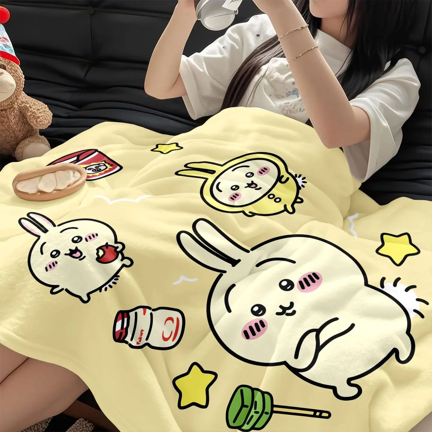 Kawaii Chiikawa Usagi Cartoon Flannel Throw Blanket Soft Air Conditioning Blanket Portable Nap Blanket Anime Quilt Holiday Gift