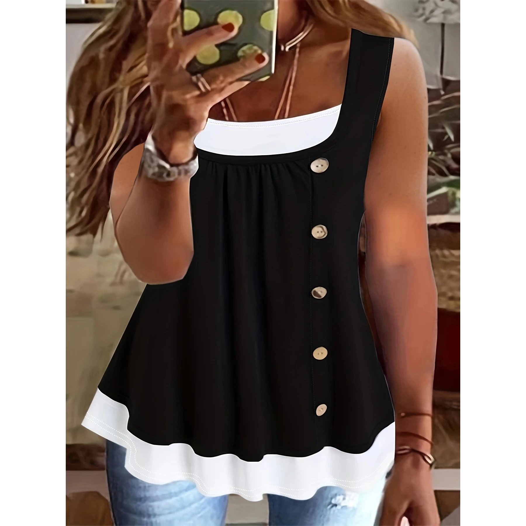 

Casual Leisure Women's Tank Top Button Pure Color Pleated Vest Summer 2024 Ele Sle Snail Silk Material with Chest Pad