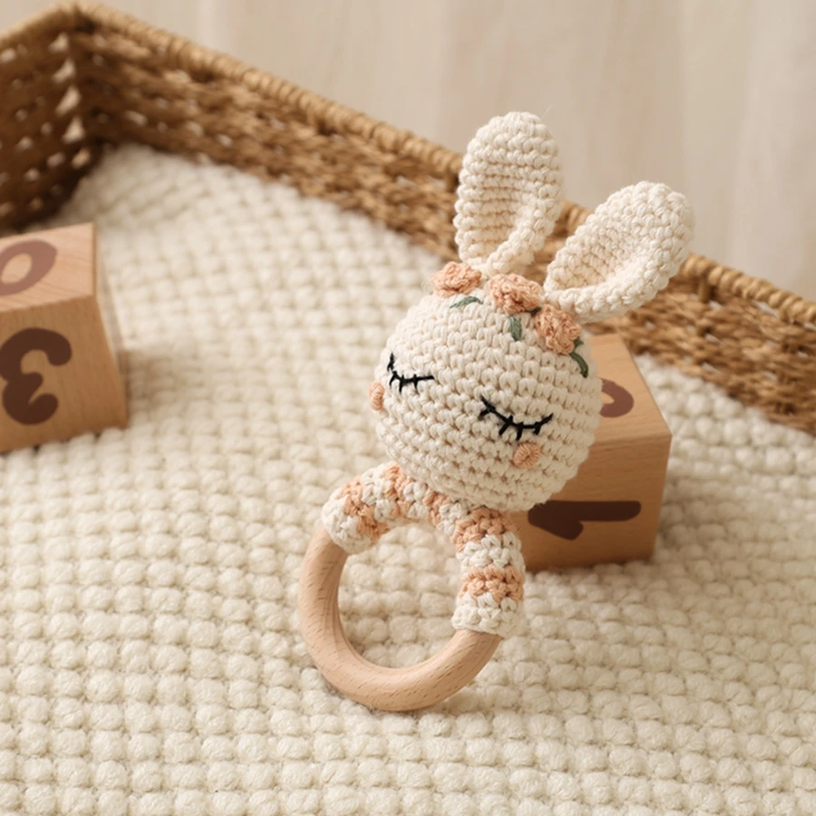 1-brinquedo-de-croche-em-forma-de-coelho-com-sino-pulseira-calmante-anel-de-madeira-produto-para-bebe-movel-para-berco-brinquedo-de-madeira-presente-para-recem-nascido