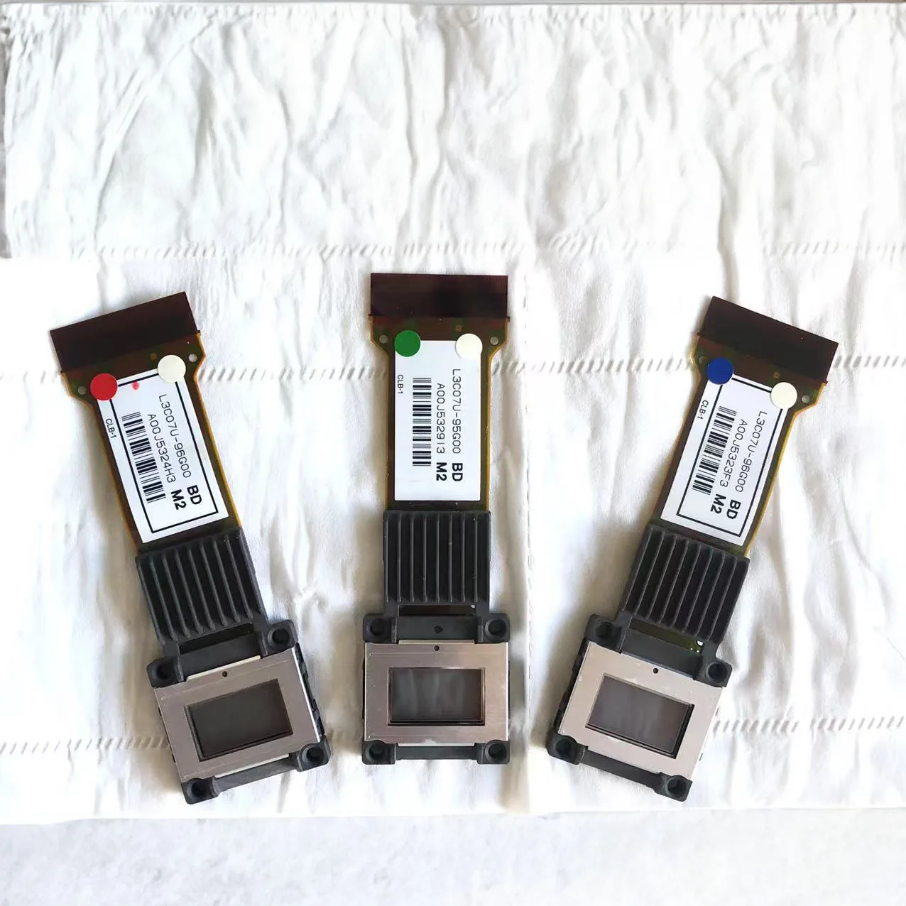 Brand New LCD PANEL L3C07U-95G00 96G00 for  PowerLite Pro Cinema 6010 EH-TW7200 EH-TW8200  EH-TW8000 EH-TW8100 Projectors