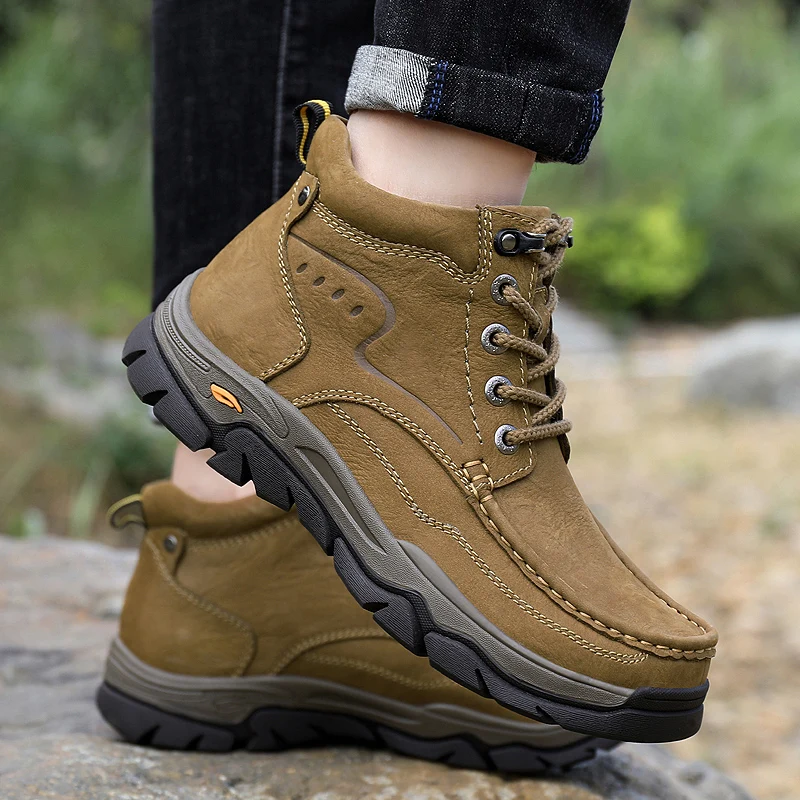 Luxuriöse Motorradstiefel für Herren: Unifarbenes Echtleder, warmes Fellfutter, lässige Winterstiefel für draußen._voghion.com