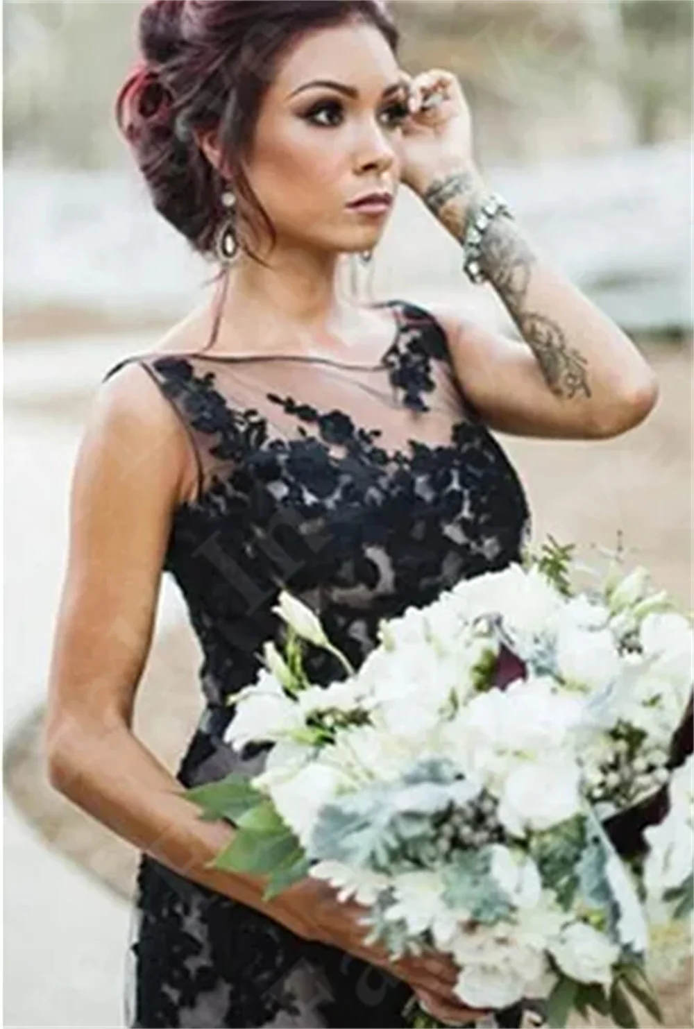 Abito da sposa nero gotico unico abito da sposa trasparente con scollo a o senza maniche in pizzo Appliques abito da ballo da sposa lungo fino al pavimento in Tulle a sirena