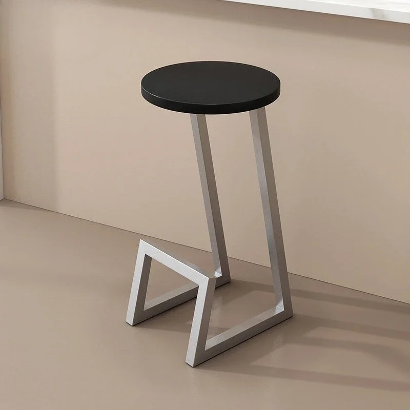 Minimalist Bedroom Bar Chairs Reception Desks Accent Office Metal Barstools Balcony Counter Bancos De Bar Garden Furniture Sets