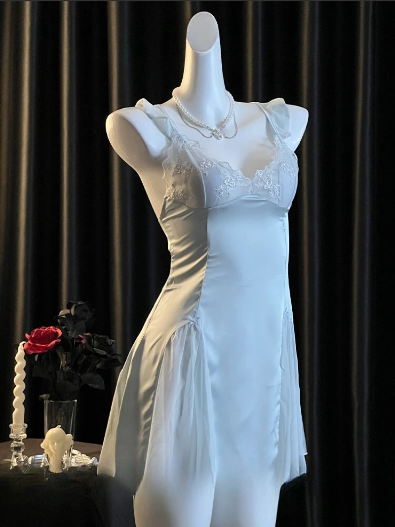 

French Satin Halter Nightgown for Women,Elegant Court Style Lingerie,Soft Lace Sleepwear with Chest Cushion,Gentle Romantic Feel