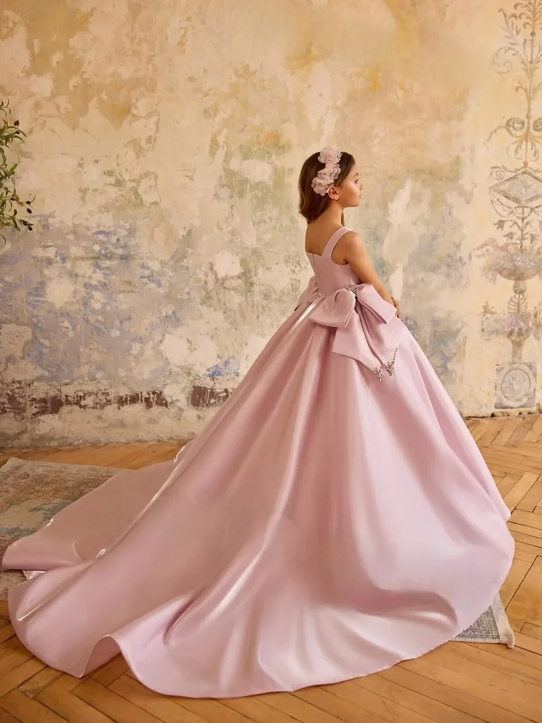 custom-flower-girl-dress-first-christmas-wedding-party-dress-princess-pageant-gown-with-square-neck-beaded-waist-bow-satin-ball