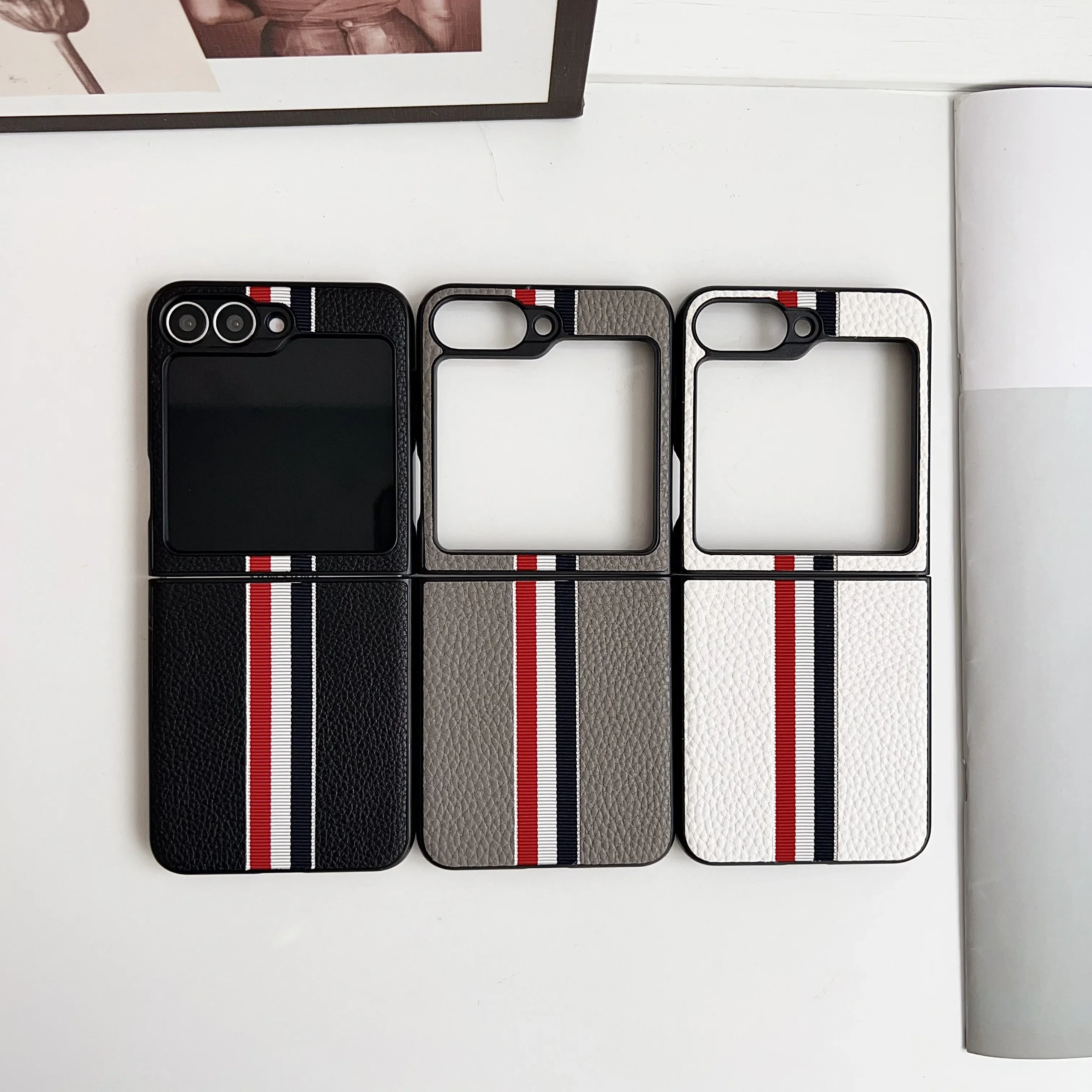 Leather Phone Case For Samsung Galaxy Z Flip 6 5 4 3 Case Plain W24 Flip Plastic Hard Z Flip3 Flip4 Flip5 Flip6 Protective Cover