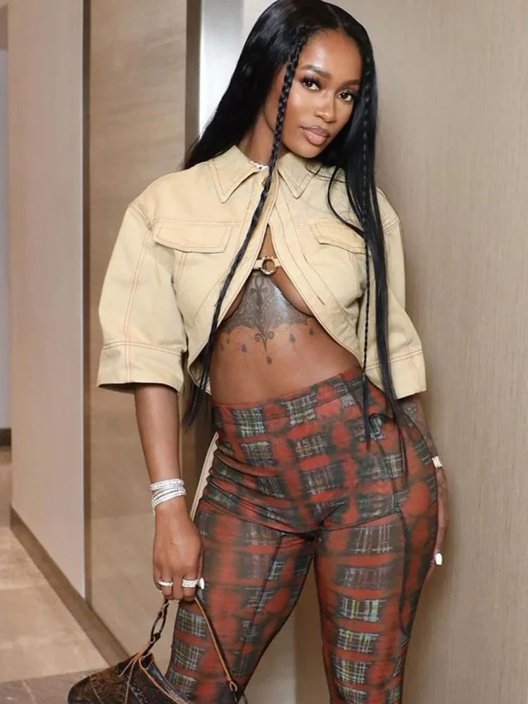 الصلبة الفريدة النساء تي شيرت عادية موجزة التلبيب الجوف خارج الانقسام نصف كم المحاصيل القمم أنثى موضة مثير الشارع الشهير