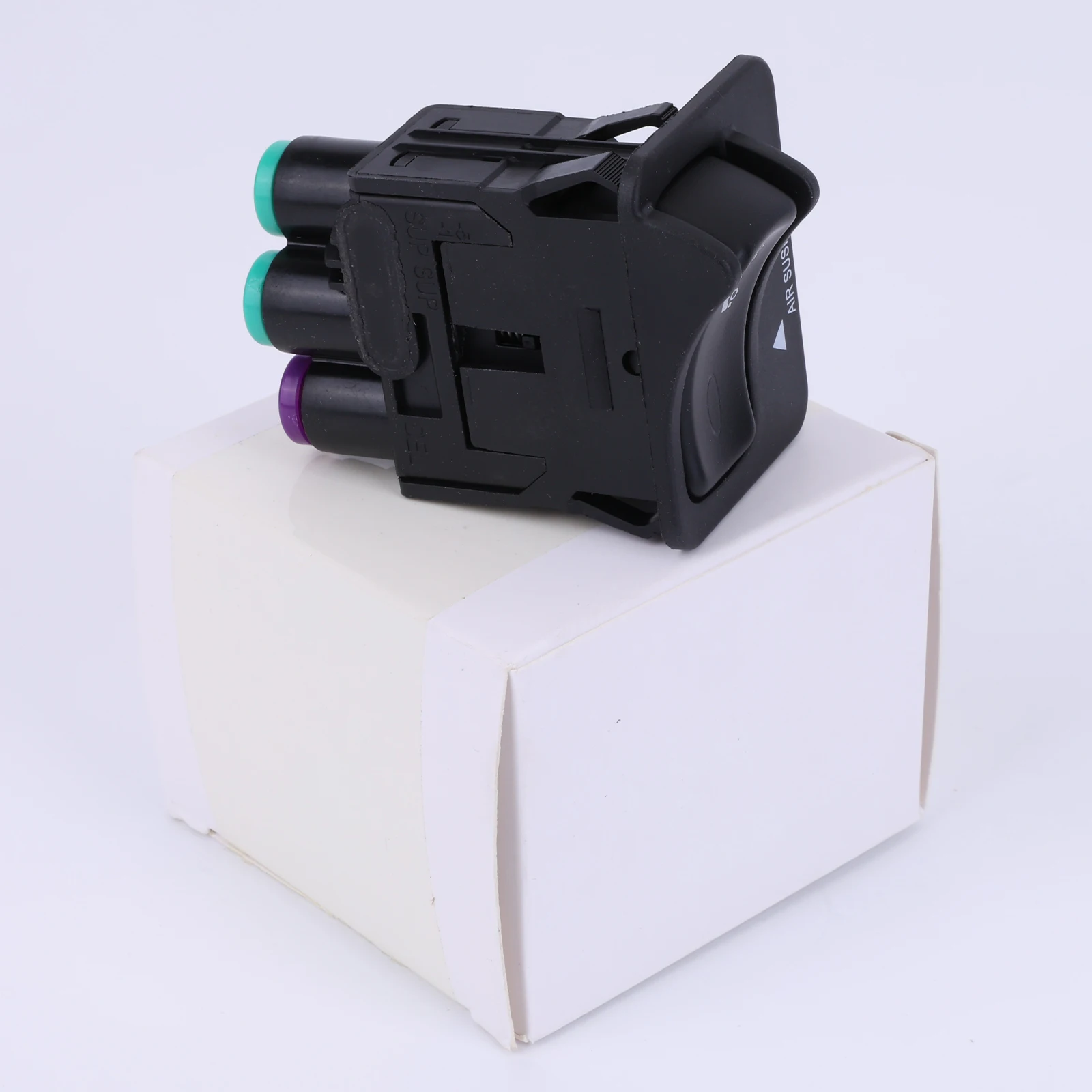 

Applicable for Peterbilt pneumatic rocker valve switch G90-6022-009BN