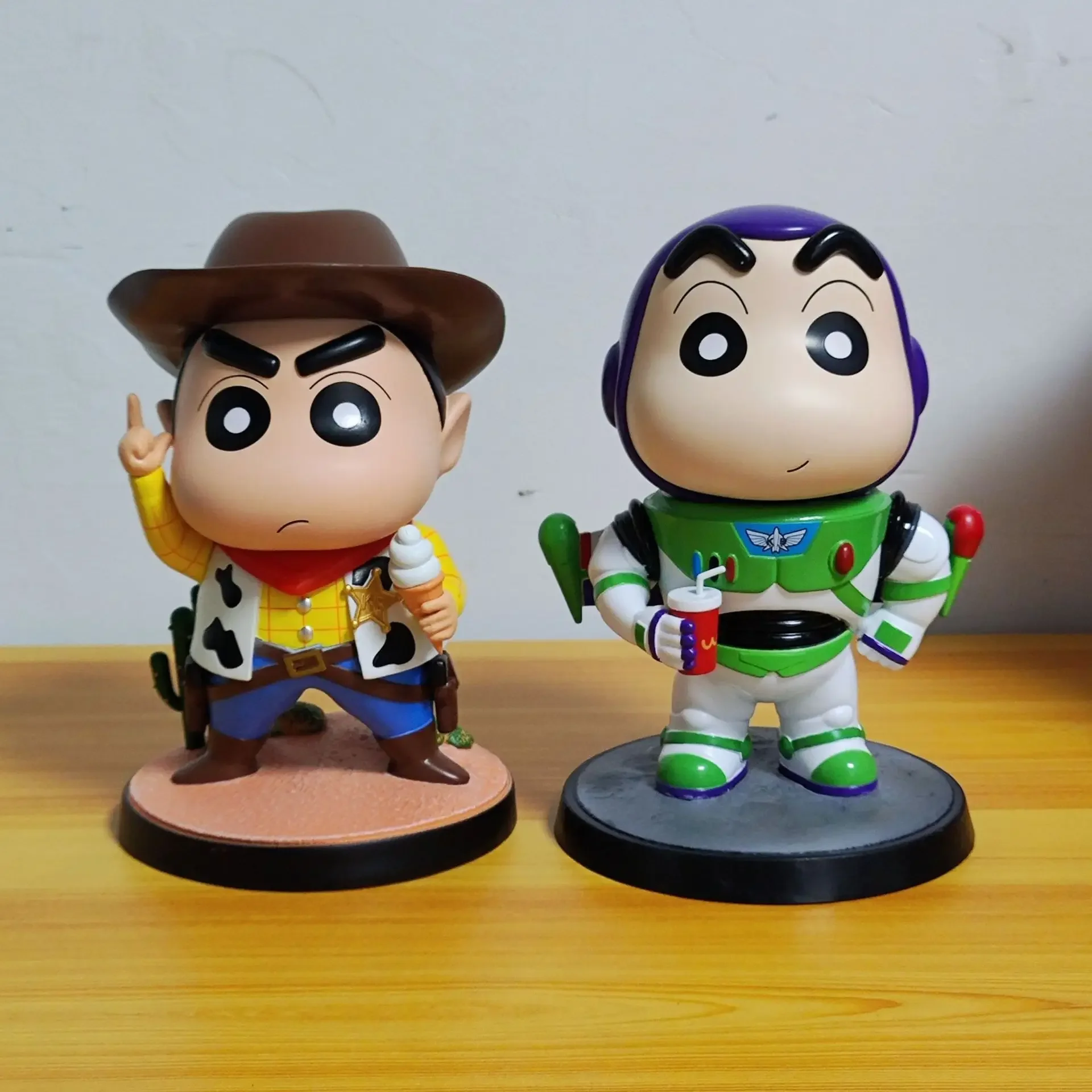 17cm Crayon Shin-Chan Cos Dick Denim Buzz Lightyear Kawaii Desert Cactus Scene Anime Figures Model Ornaments Collectible Toys