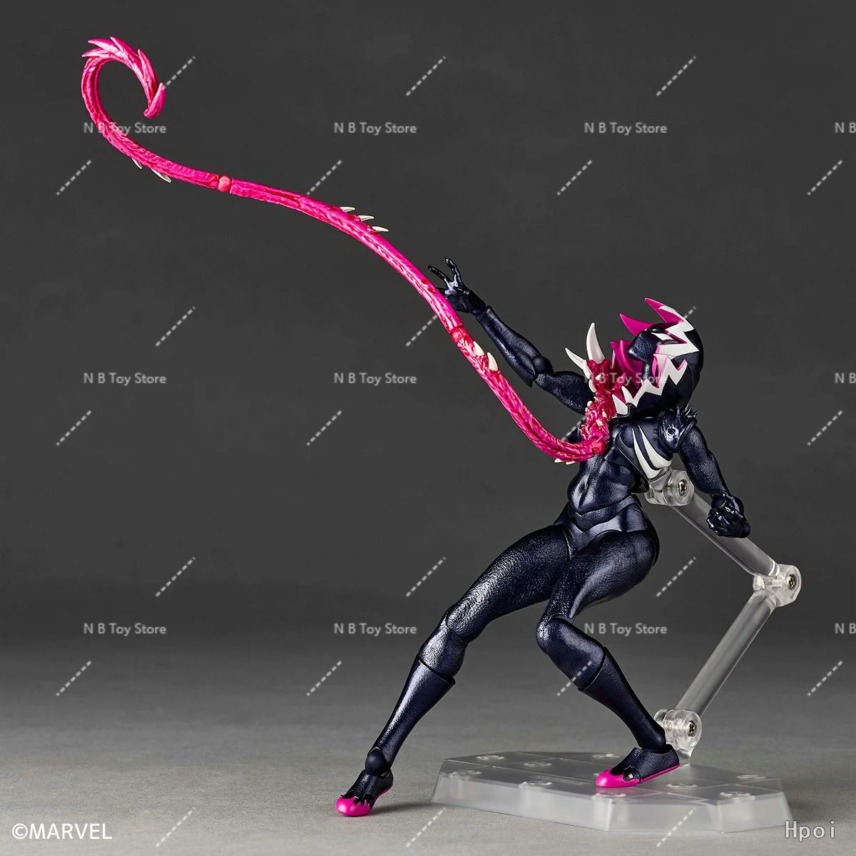 متوفر في المخزون الأصلي Kaiyodo Venom Gwen Revoltech مذهلة YAMAGUCHI Spider Gwen Comics مجموعة شخصيات الرسوم المتحركة نموذج اللعب