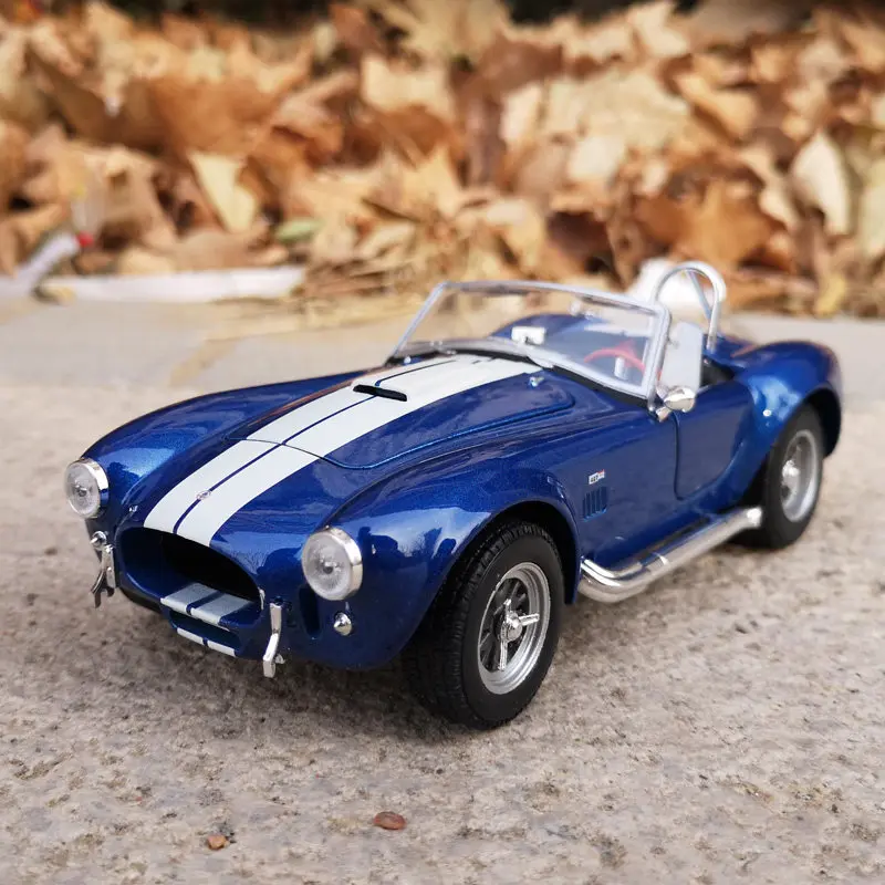 

WELLY 1:24 Ford Shelby Cobra 427 S/C 1965 Alloy Car Diecasts & Toy Vehicles Car Model Miniature Scale Model Car Toy For Children