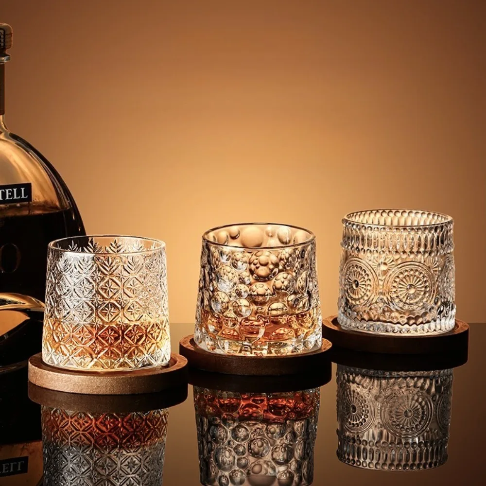 WhiskeyCrystal Tumbler9OzGristal giratorio antiguo con posavasos redondo de madera perfecto para reuniones familiares y cócteles