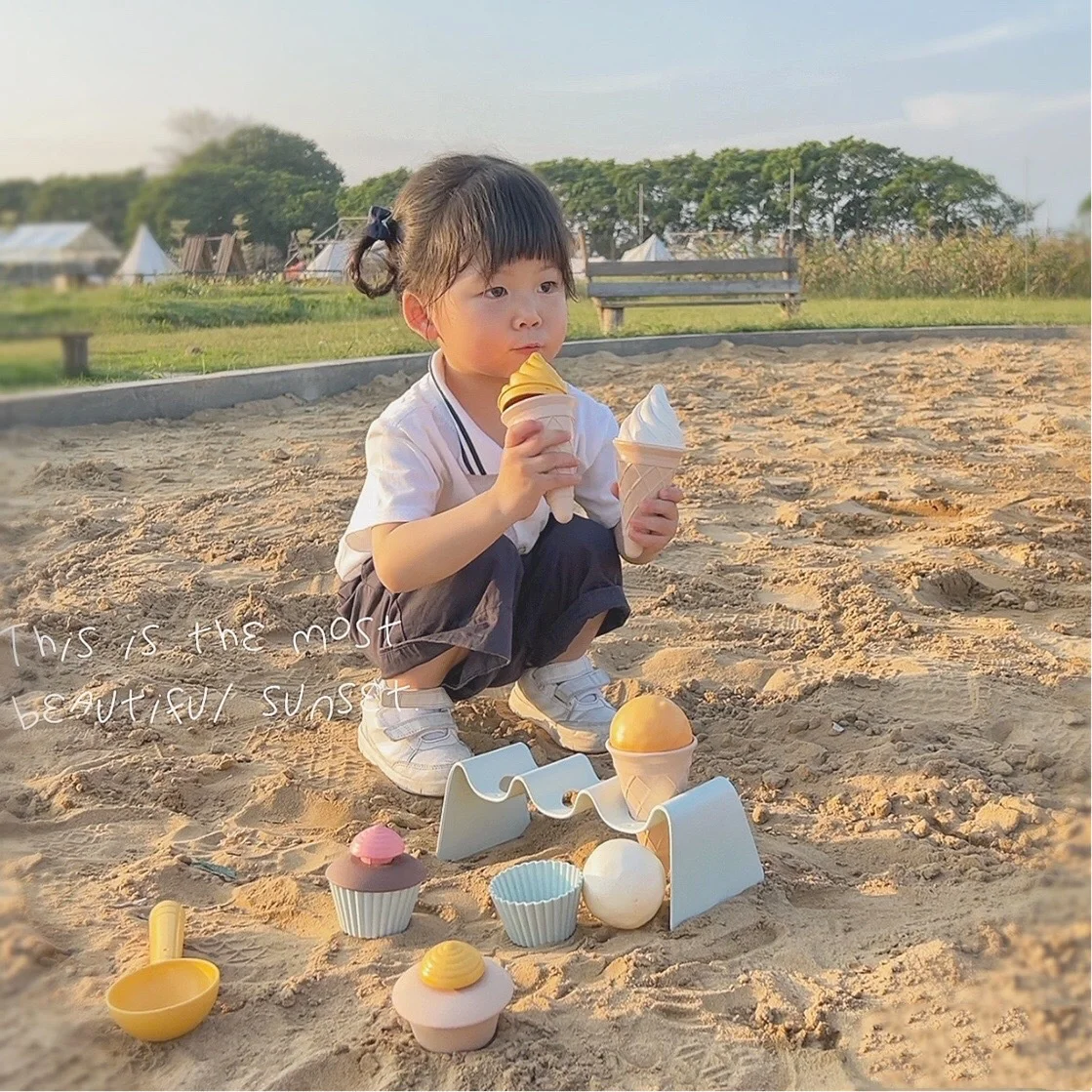 Beach Sand Toy Bucket Set With Digging Tools And Watering Can_voghion.com