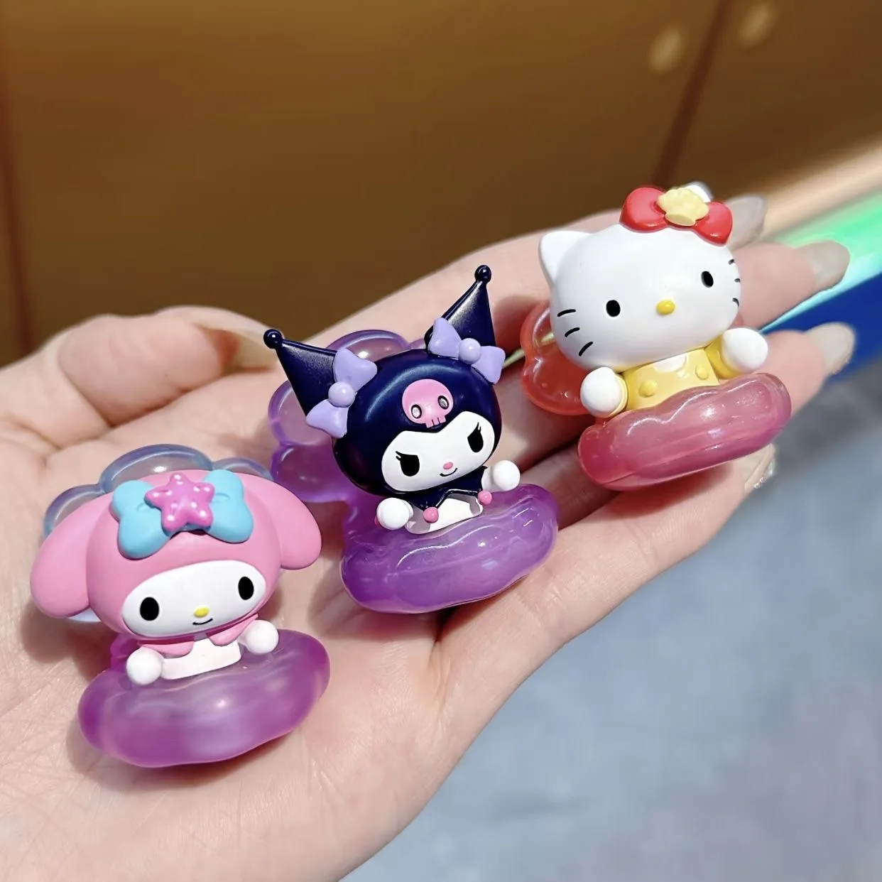 Sanrio-caja ciega de frijol de la serie Pearl Shell, adorno de figura de escritorio de tendencia Kuromi Hangyodon, muñeca Hellokitty, regalo de cumpleaños para niños