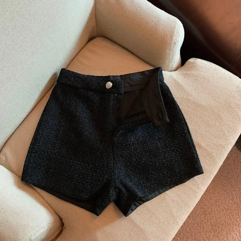 Black Woolen Shorts Women's Niche Fashion White High Waist Slim Casual Tweed Boots Pants Sexy Shorts Feminino Spring Autumn New