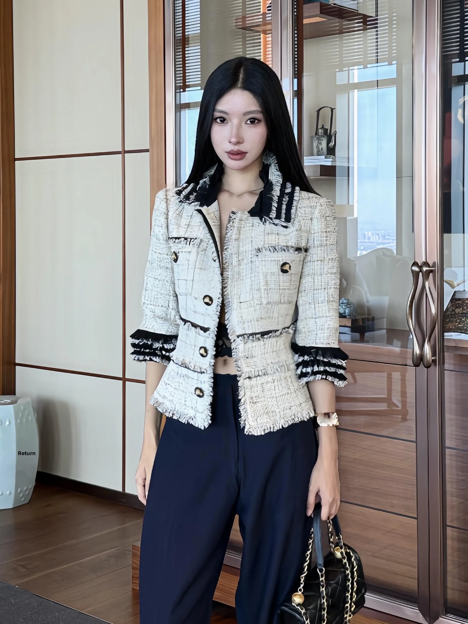 Unique Elegant Small Fragrance Style Jacket Women's Autumn Fashion 2026 Popular Coarse Tweed Top Buttoned Coat Short Outerwear